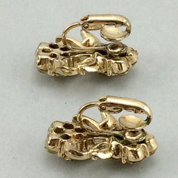 Vintage Coro Yellow Orange Gold Flower Clip On Earrings Cocktail Sparklers Leaf - Picture 8 of 16